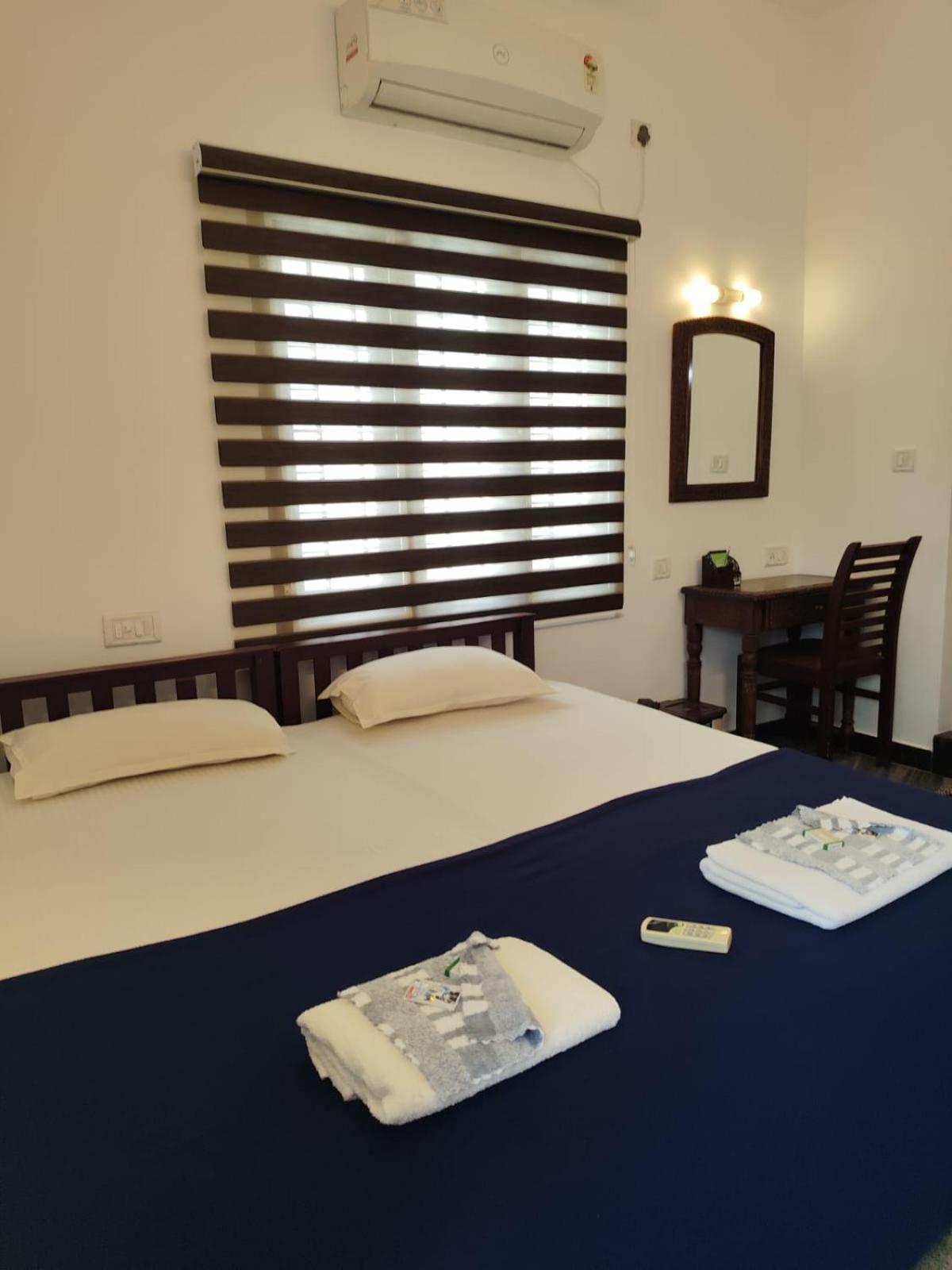 Janatha Homestay Kochi Exteriör bild