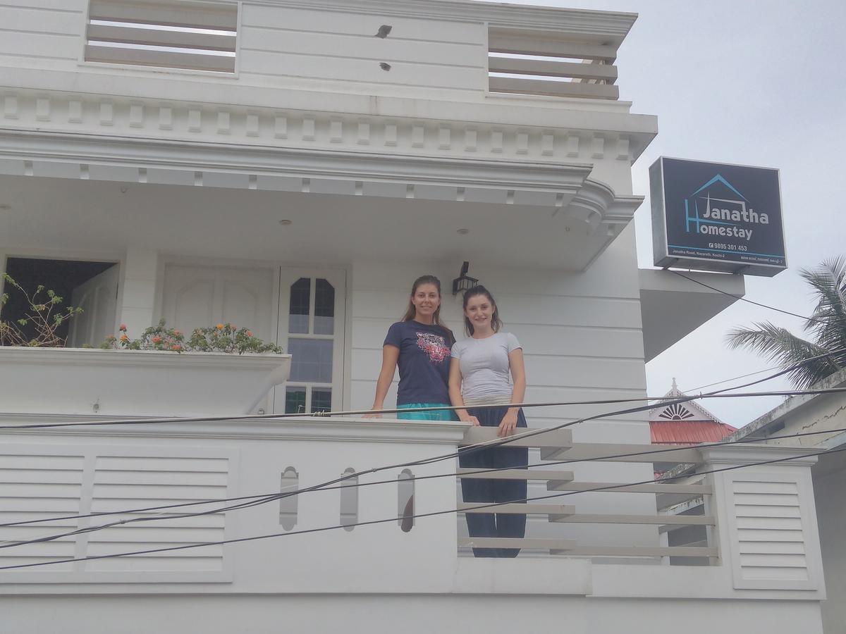 Janatha Homestay Kochi Exteriör bild