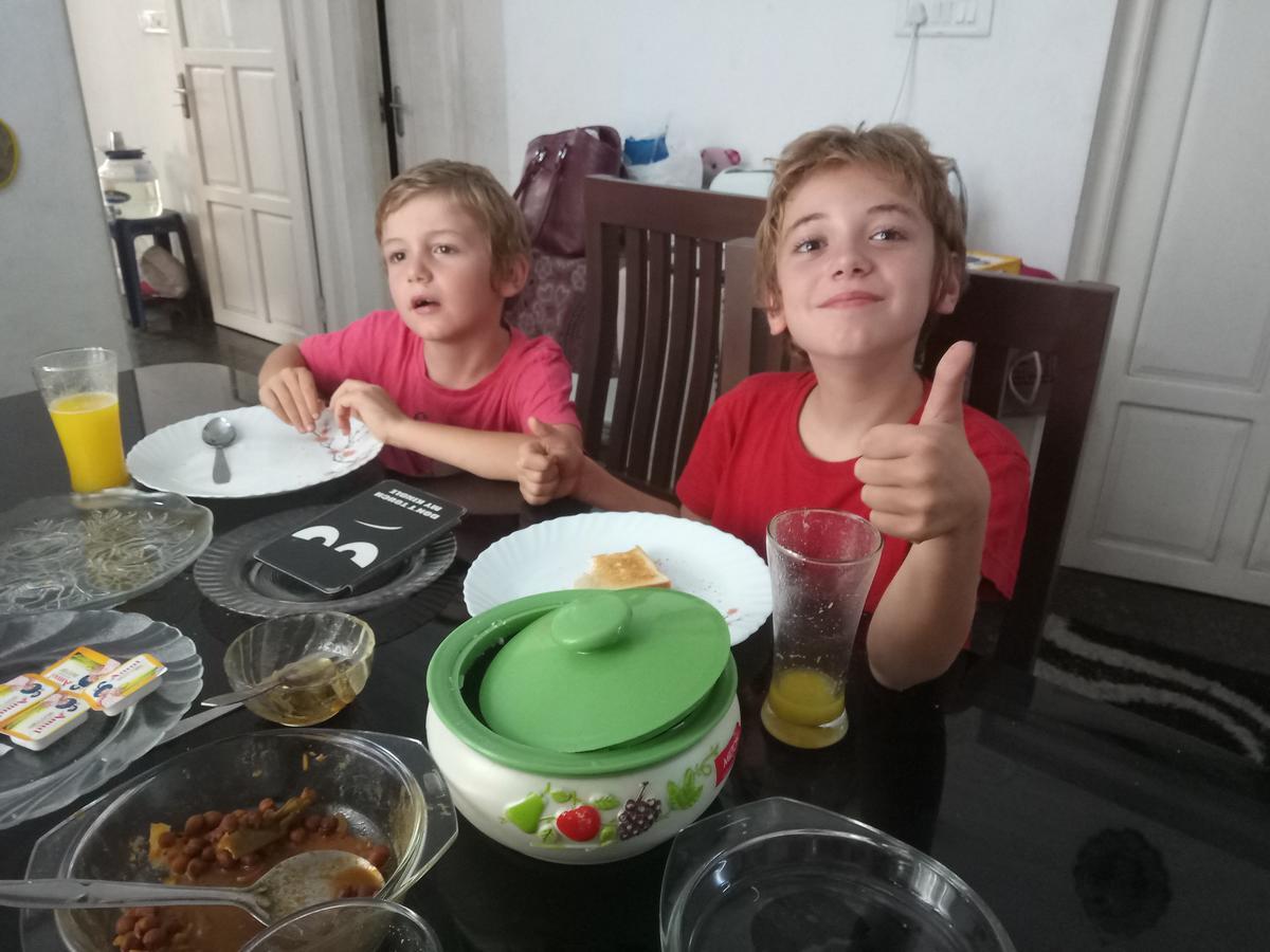 Janatha Homestay Kochi Exteriör bild