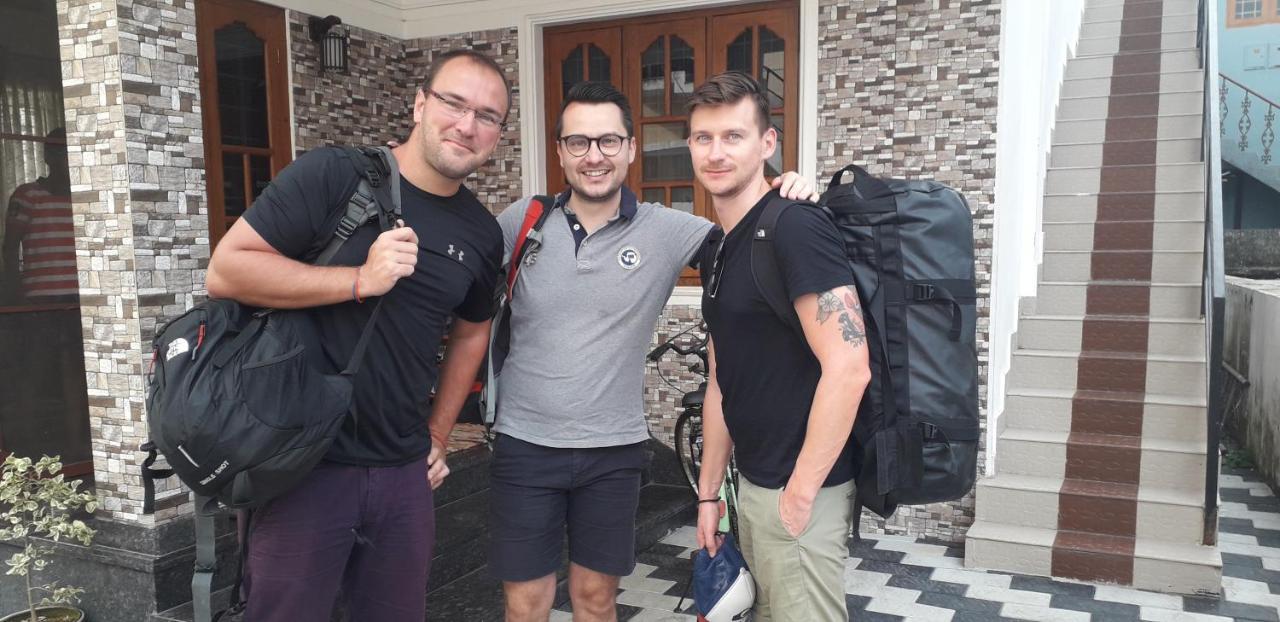 Janatha Homestay Kochi Exteriör bild
